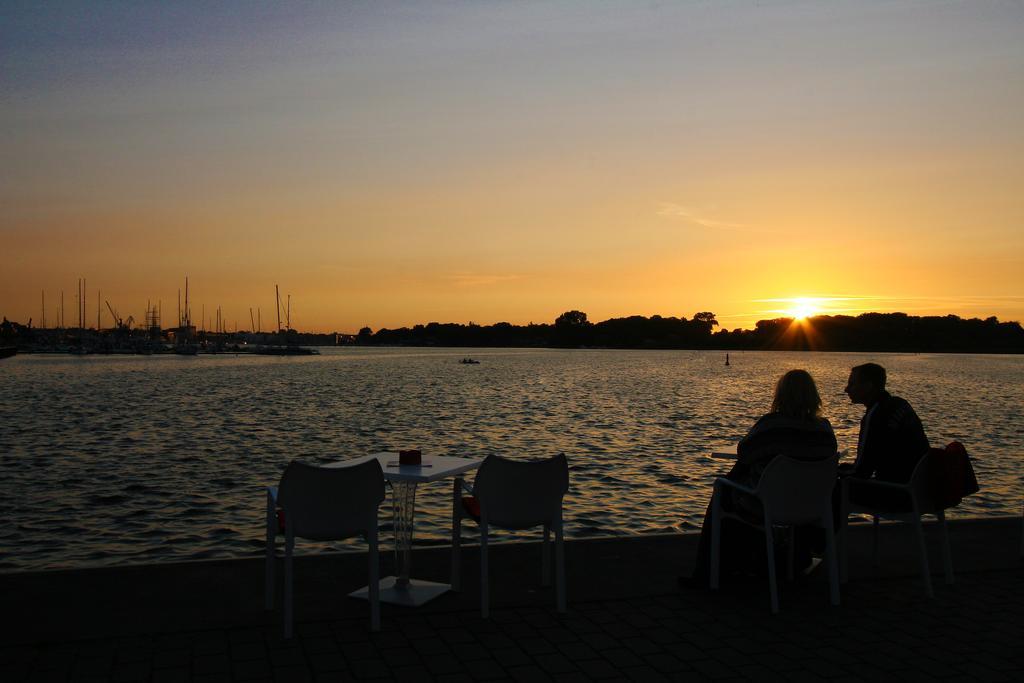 Hotel Verdi Rostock Ngoại thất bức ảnh